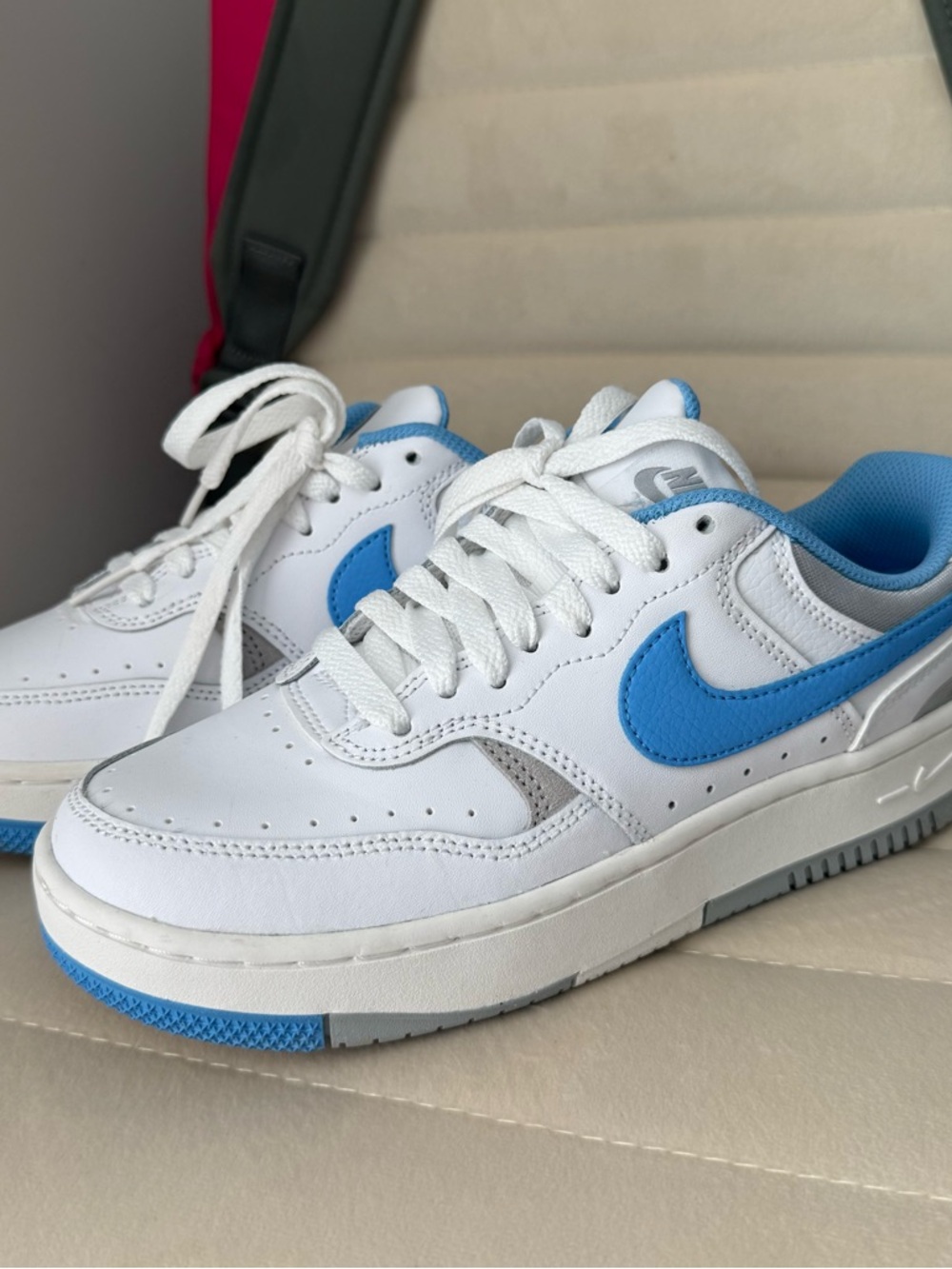 Nike Womens Blue Sneakers